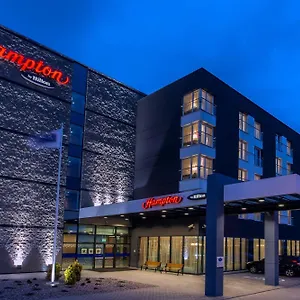 Hampton By Hilton Airport Отель